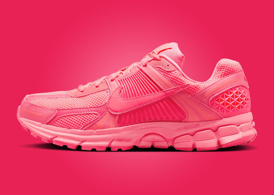 Nike Zoom Vomero 5 Hot Punch Lateral