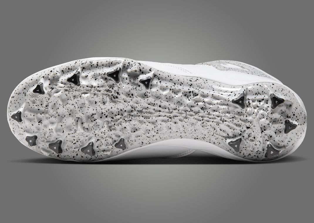 Air Jordan 4 Retro MCS White Cement Outsole