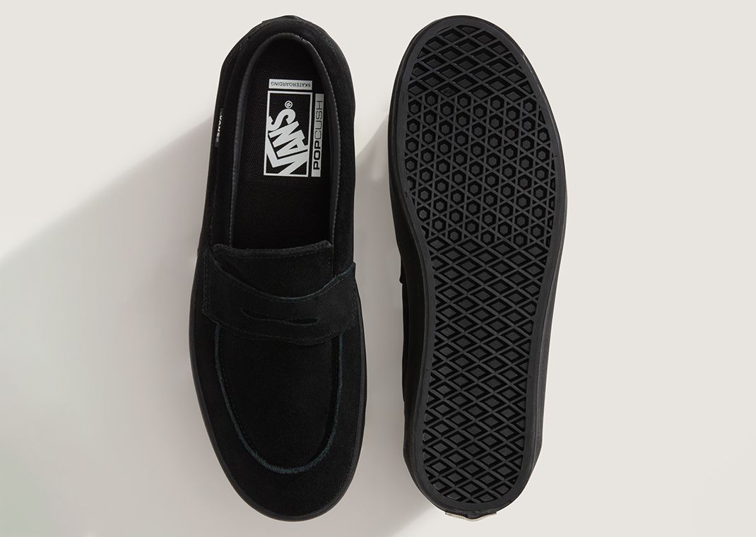 Vans Skate Loafer Black Suede - Top & Bottom