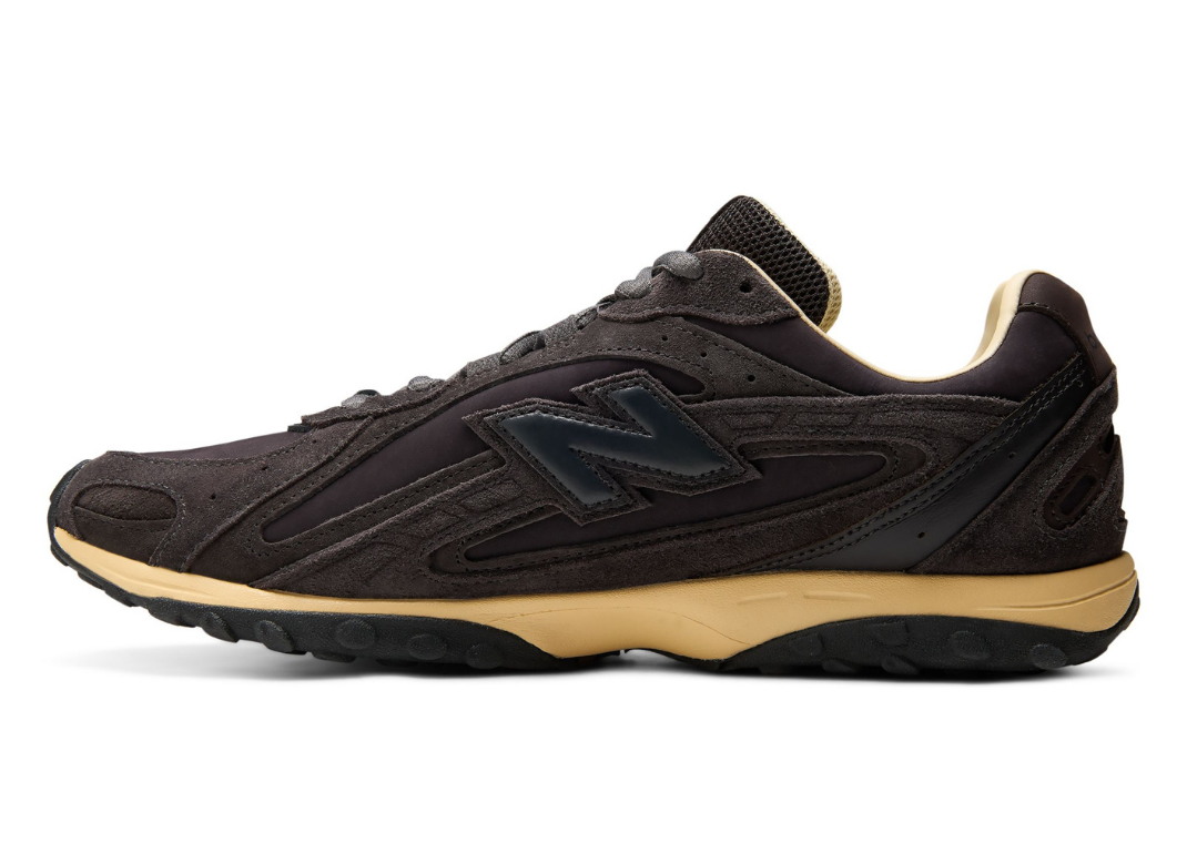 AURALEE x New Balance 204L Brown - Medial
