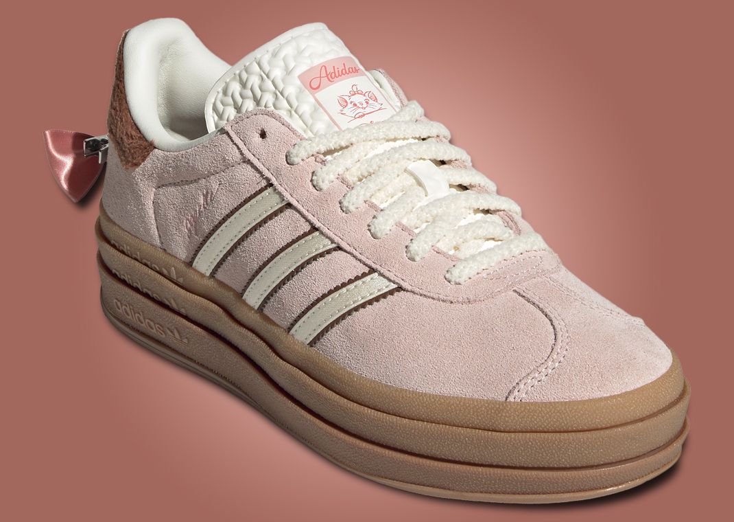 Disney’s The Aristocats x adidas Gazelle Bold Marie (W) Angle