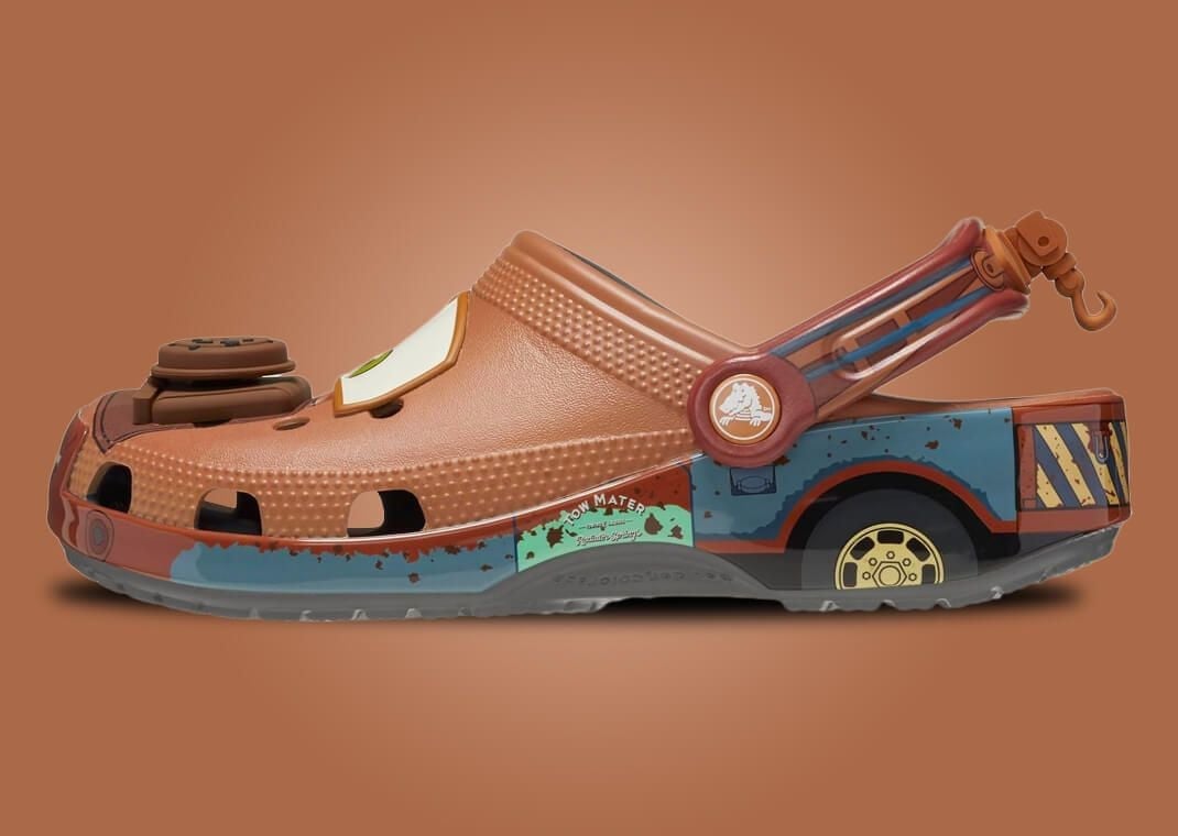 Mater Crocs Lateral