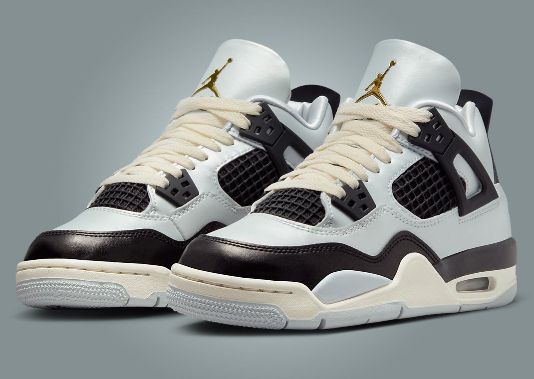 Air Jordan 4 Retro Platinum Gold (GS) Angle