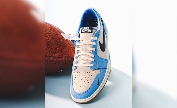 UNC Unveils Its Football Team’s Air Jordan 1 Retro Low OG PE