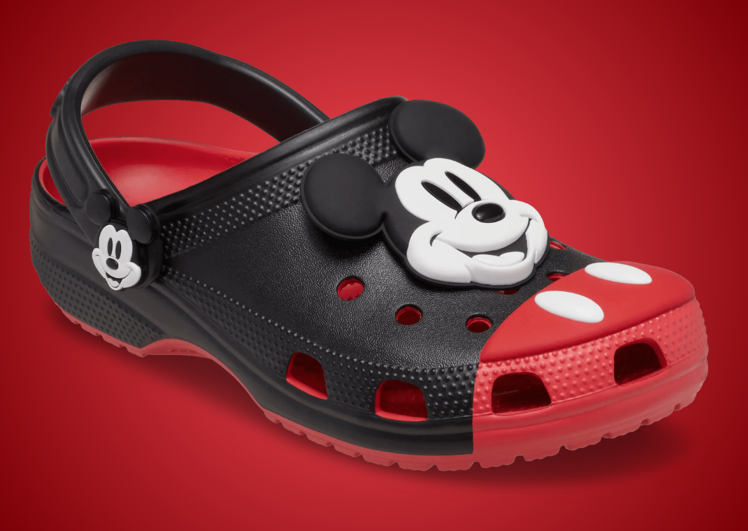 Disney x Crocs Classic Clog Mickey Mouse - Angle
