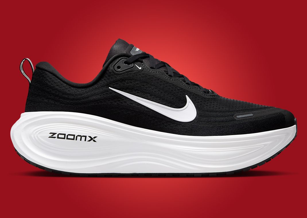 Nike Vomero Plus Black White Lateral