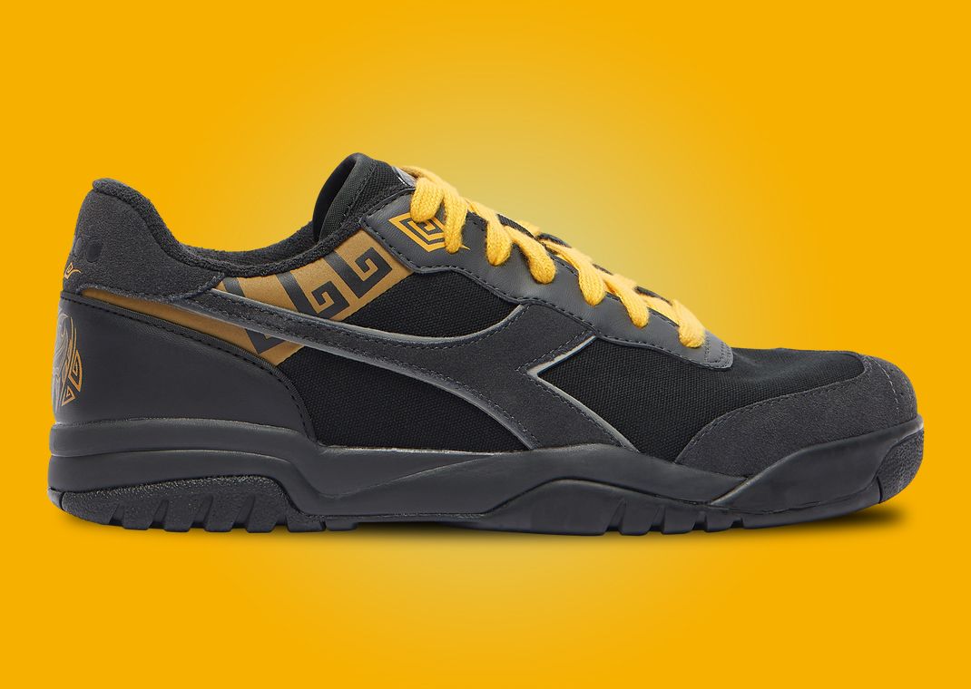 AEW x Diadora Mav Andrade