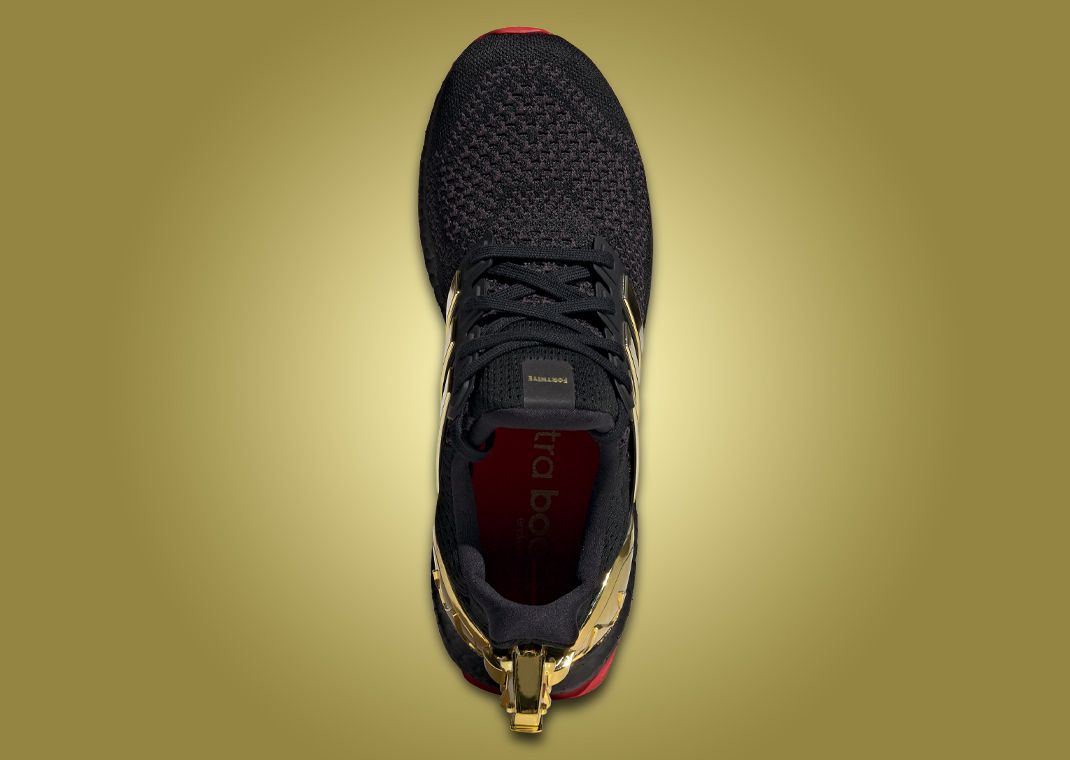 Fortnite x adidas Ultraboost 1.0 Victory Crown Core Black Top