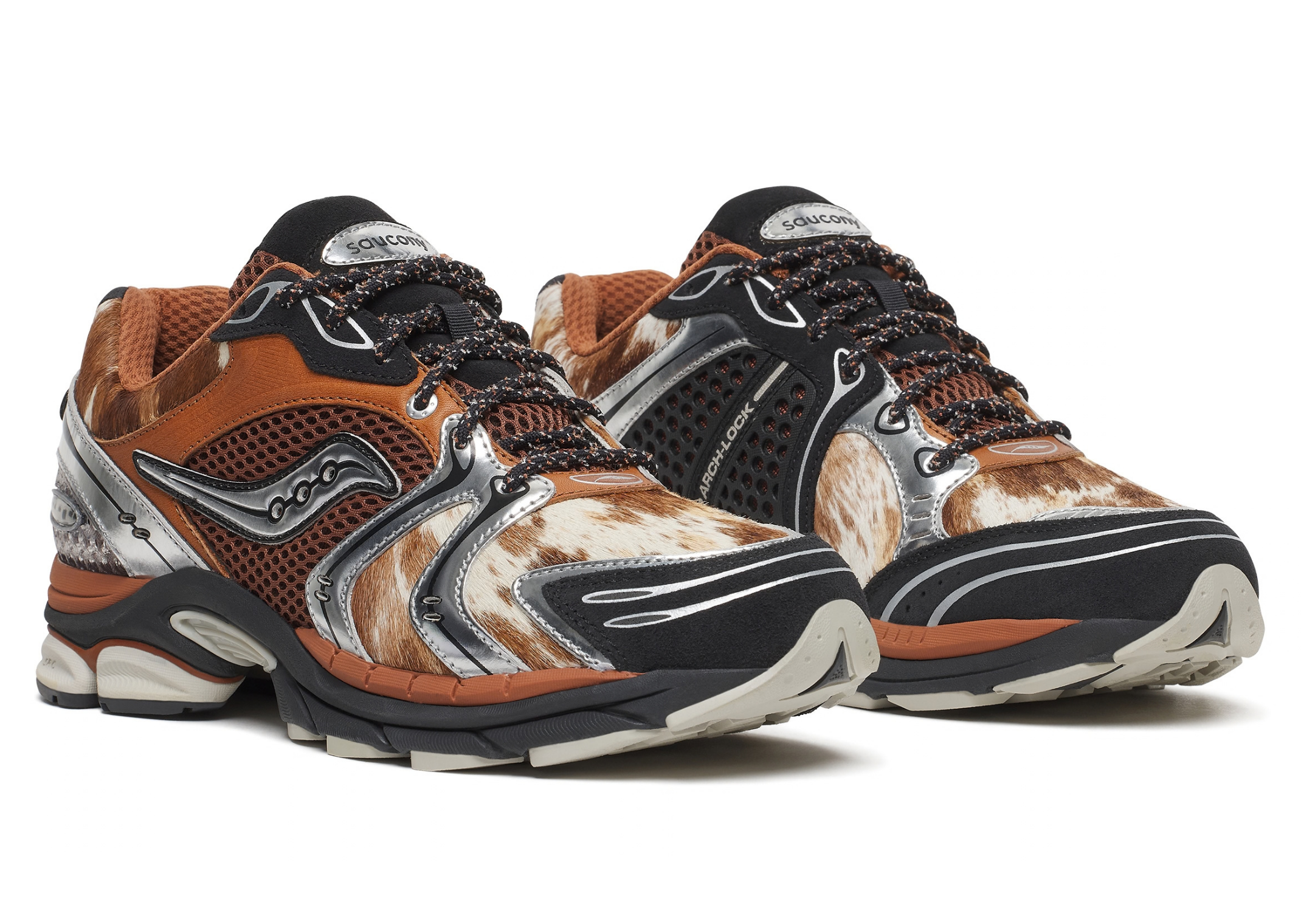 Saucony ProGrid Triumph 4 Space Cowboy - Angle