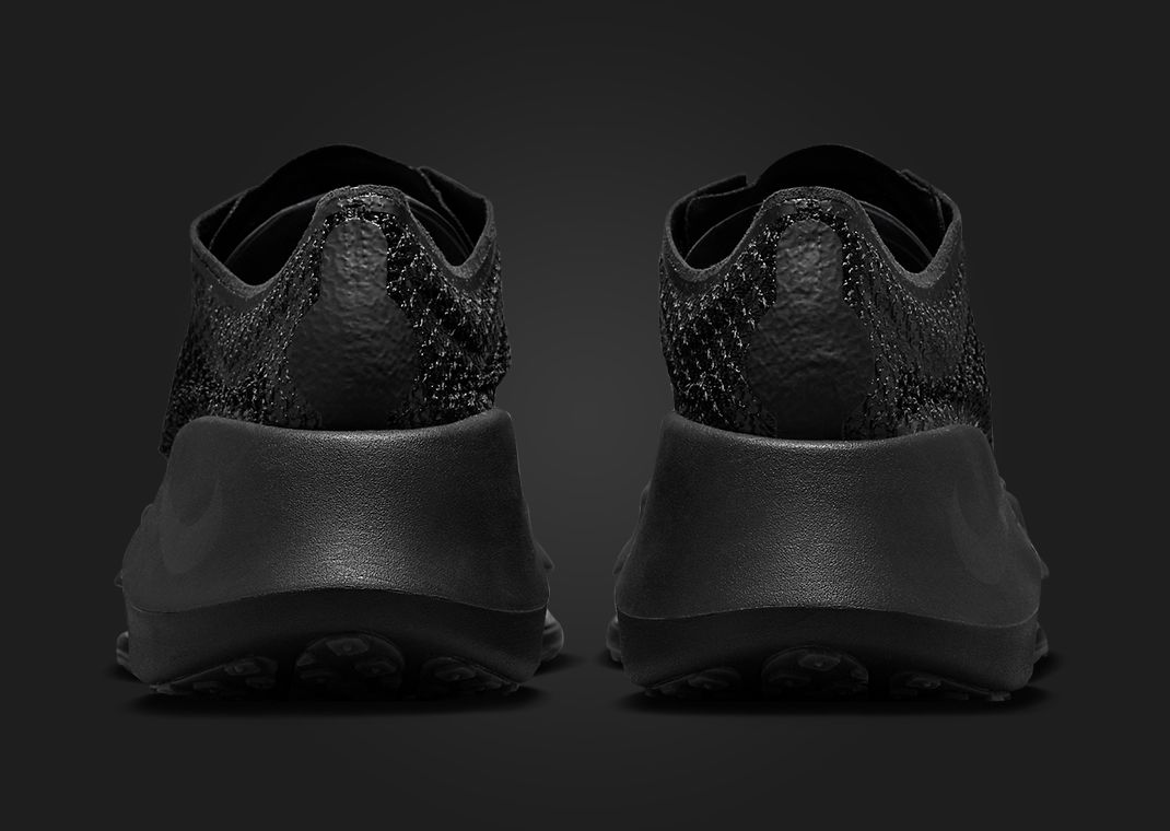 Matthew M Williams x Nike Zoom MMW 6 TRD Run Triple Black Back
