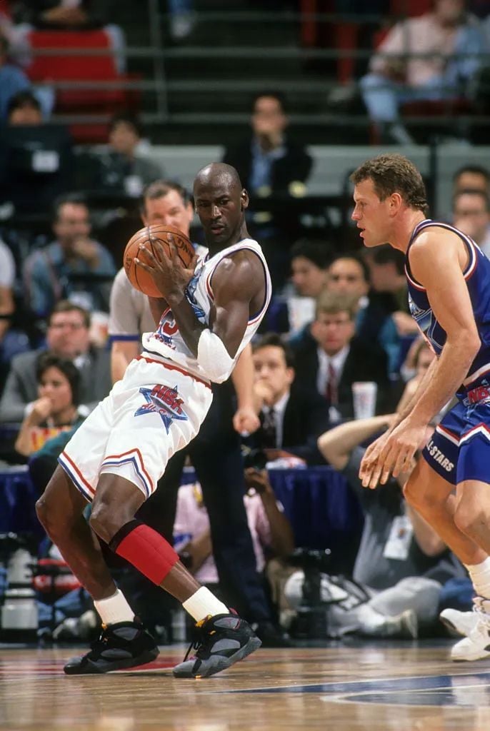 Michael Jordan Air Jordan 7 Bordeaux in 1991-92