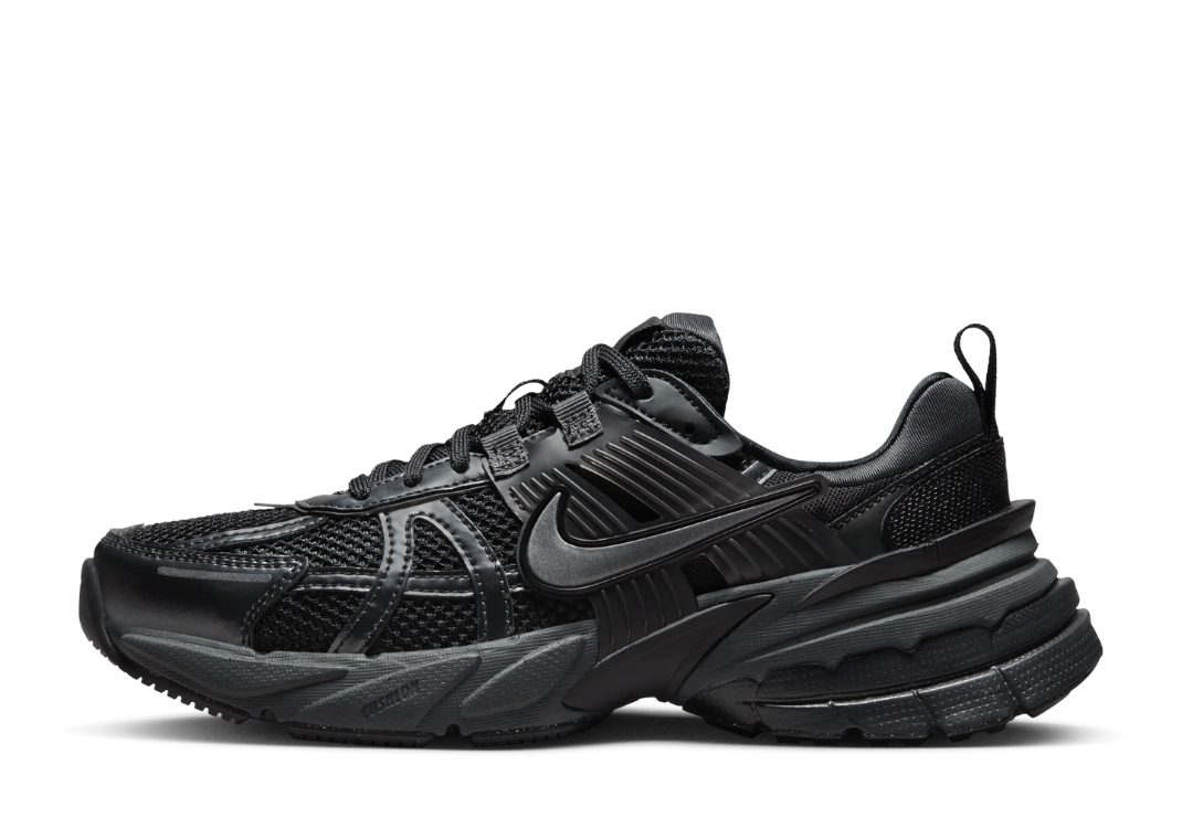Nike V2K Run Triple Black (W) Lateral