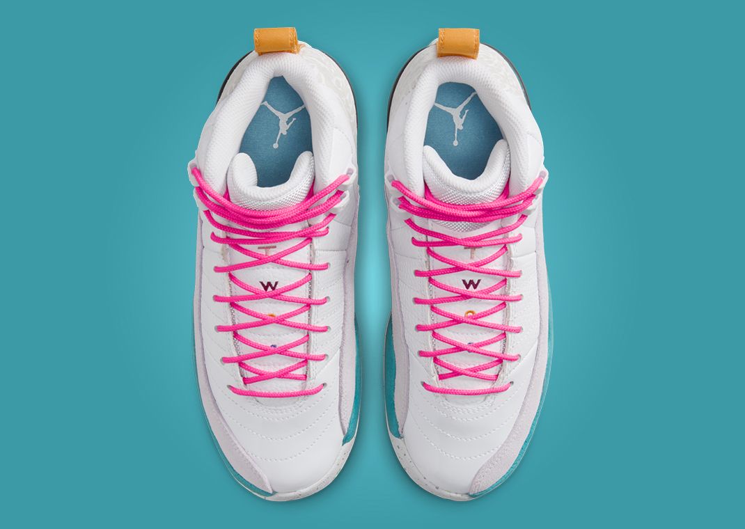 Air Jordan 12 Retro White Vapor Green (GS) Top