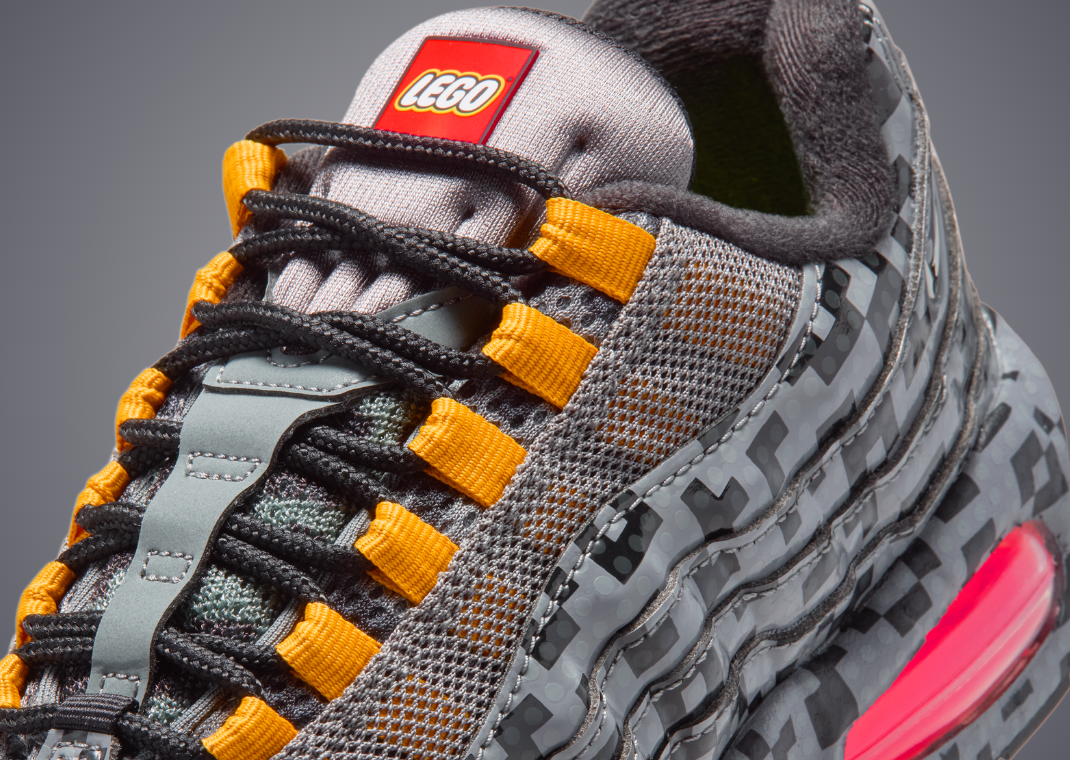 LEGO x Nike Air Max 95 Pixel Camo (GS) - Detail