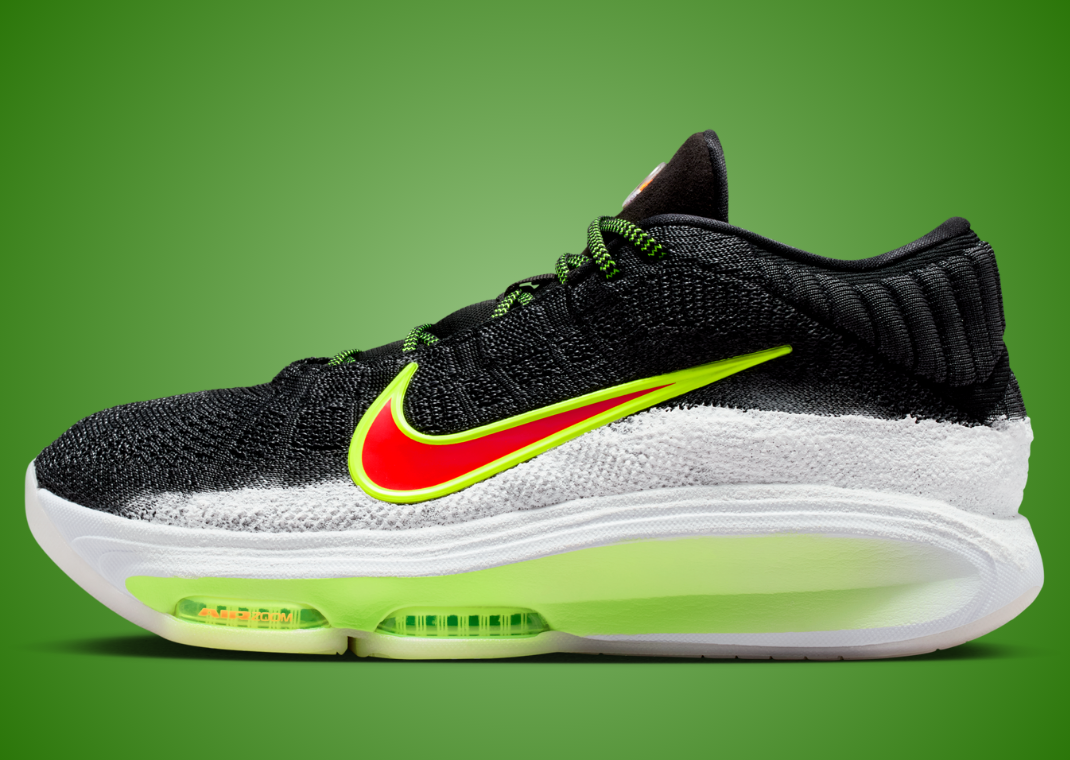 Victor Wembanyama x Nike GT Hustle 3 Christmas Lateral