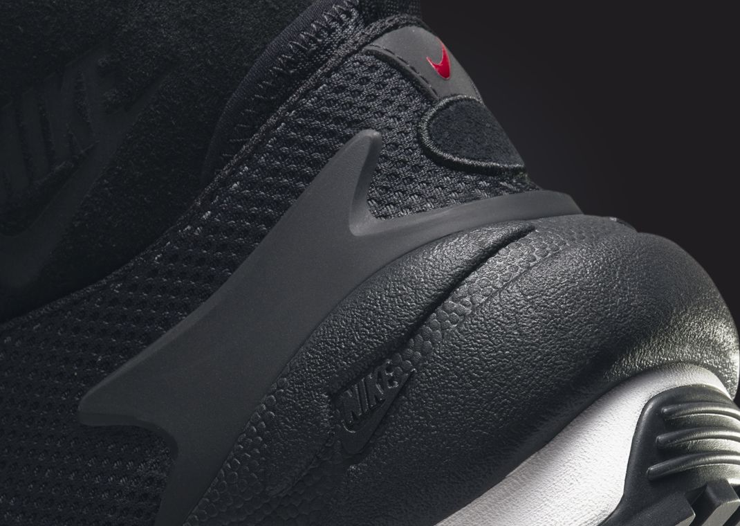 sacai x Nike Magmascape Black Heel