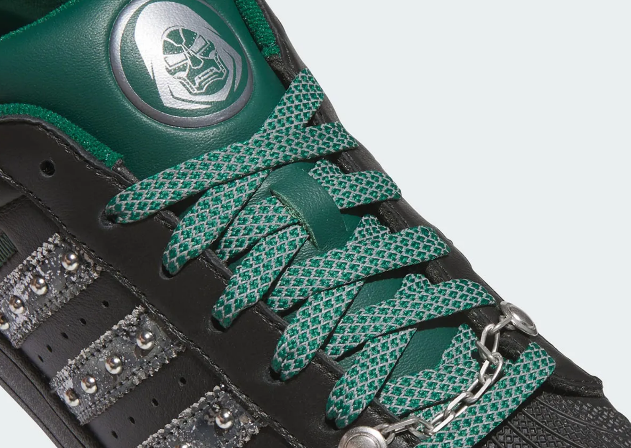 adidas Superstar Doctor Doom - Detail