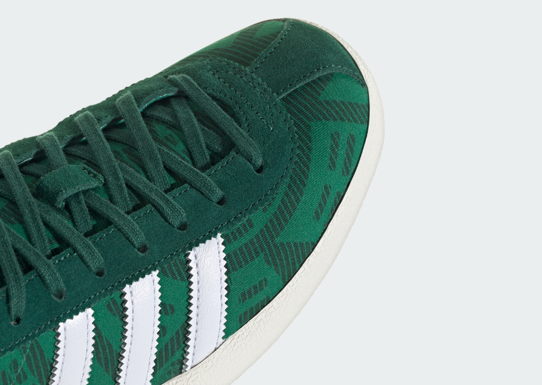 Mexico x adidas Mexicana - Toe Detail