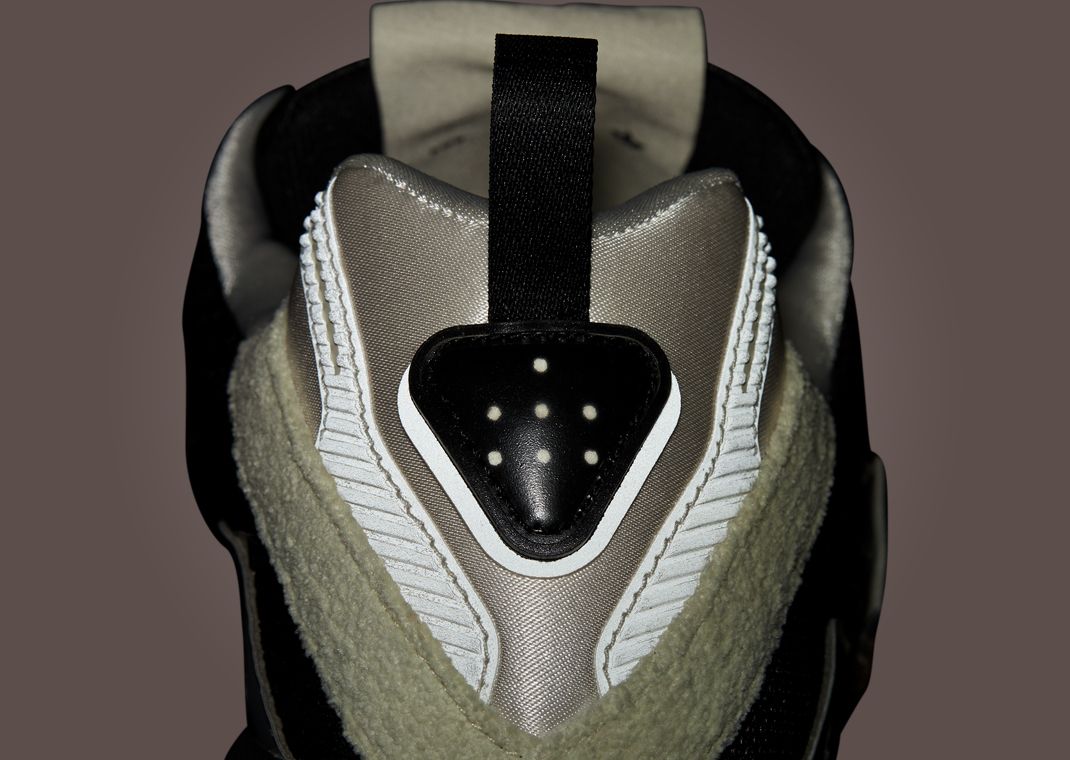 SFTM x adidas Adistar Cushion Core Black Dark Brown Heel 3M