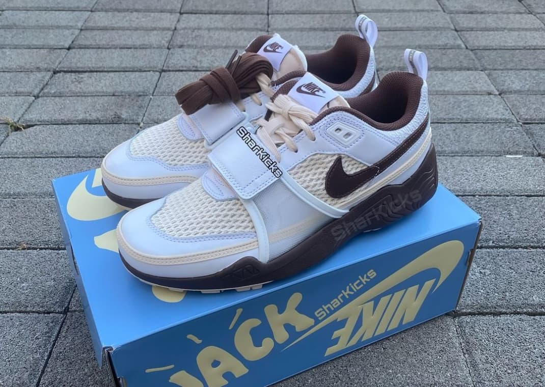 Travis Scott's Nike Zoom Field Jaxx White Chocolate Releases