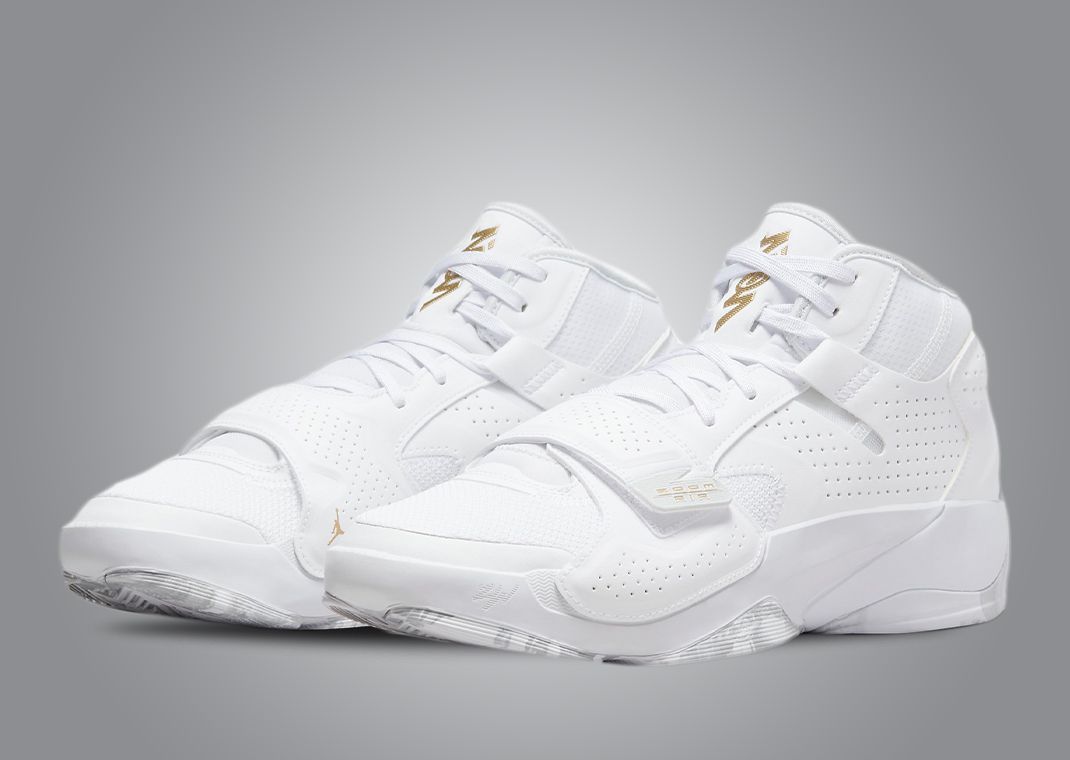 Jordan Zion 2 TB White Metallic Gold