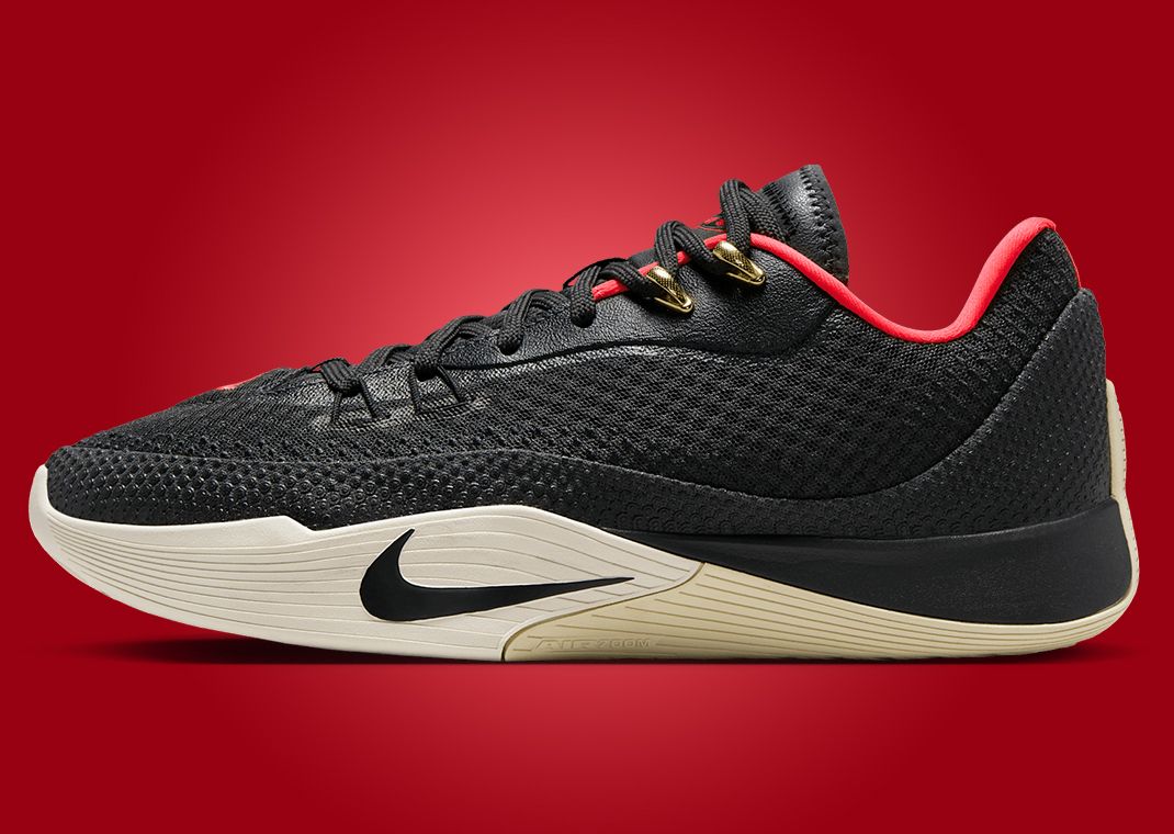 Nike S.T. Flare Solar Red Lateral