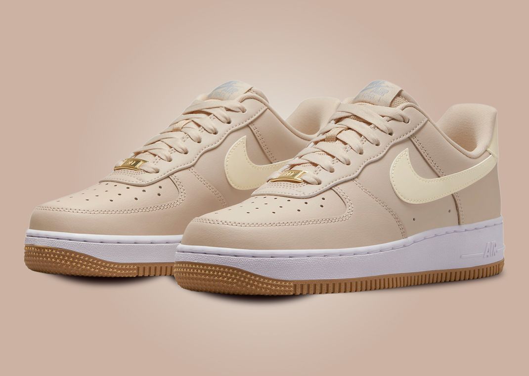 Nike Air Force 1 '07 Low Sanddrift Coconut Milk (W)