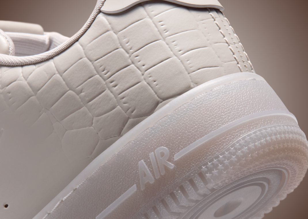 stan smith or air force 1