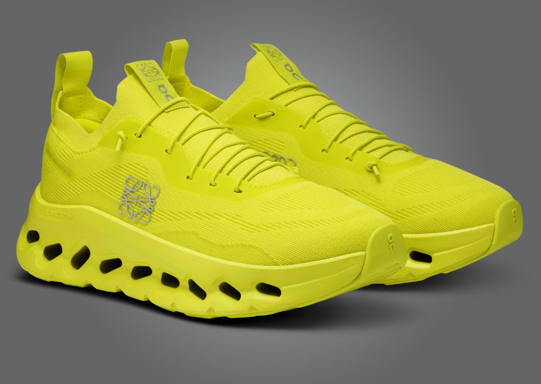 Loewe X On Men's Cloudtilt 2 Knit Low-top Sneakers In Neon
