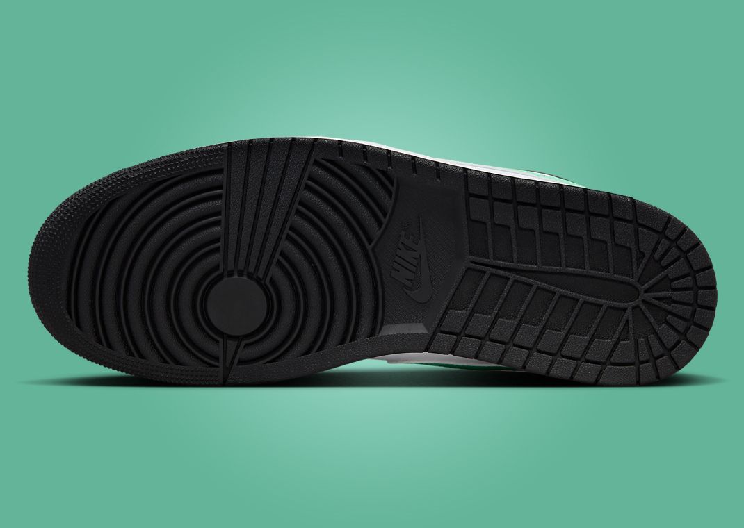Air Jordan 1 Low Green Glow Outsole