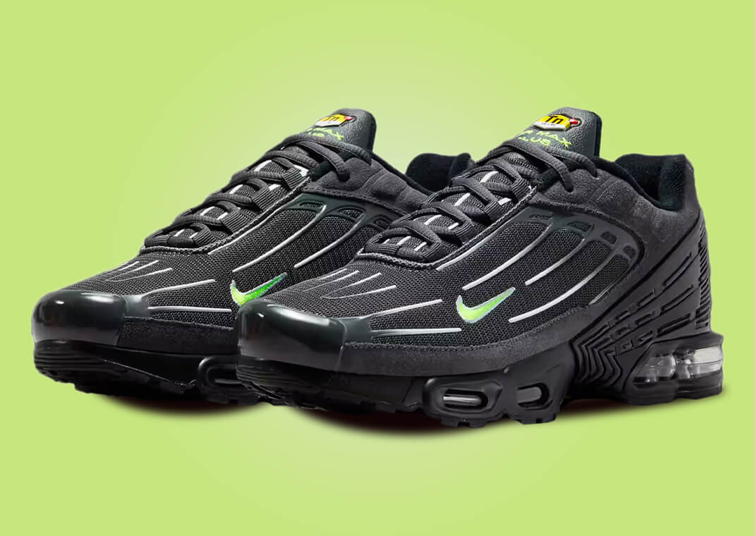 Nike Air Max Plus 3 Black Volt