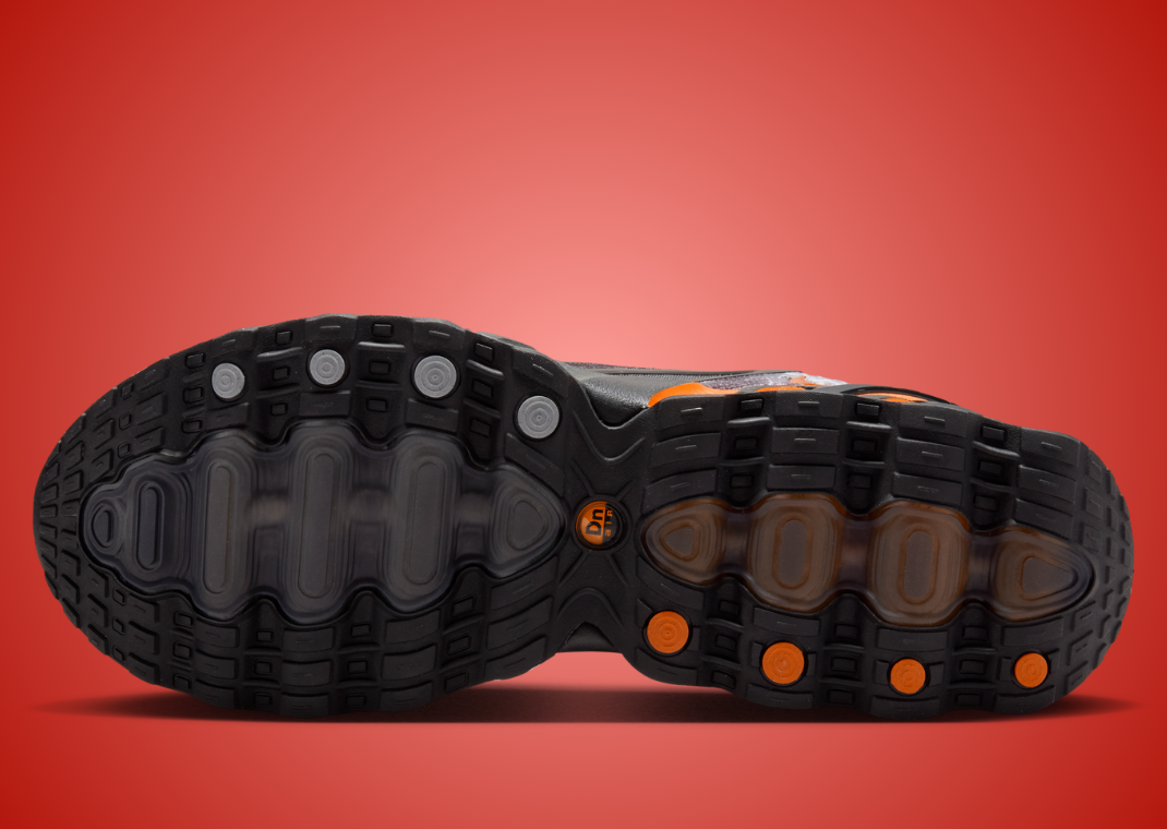 Palace x Nike Air Max DN8 Black Safety Orange Outsole
