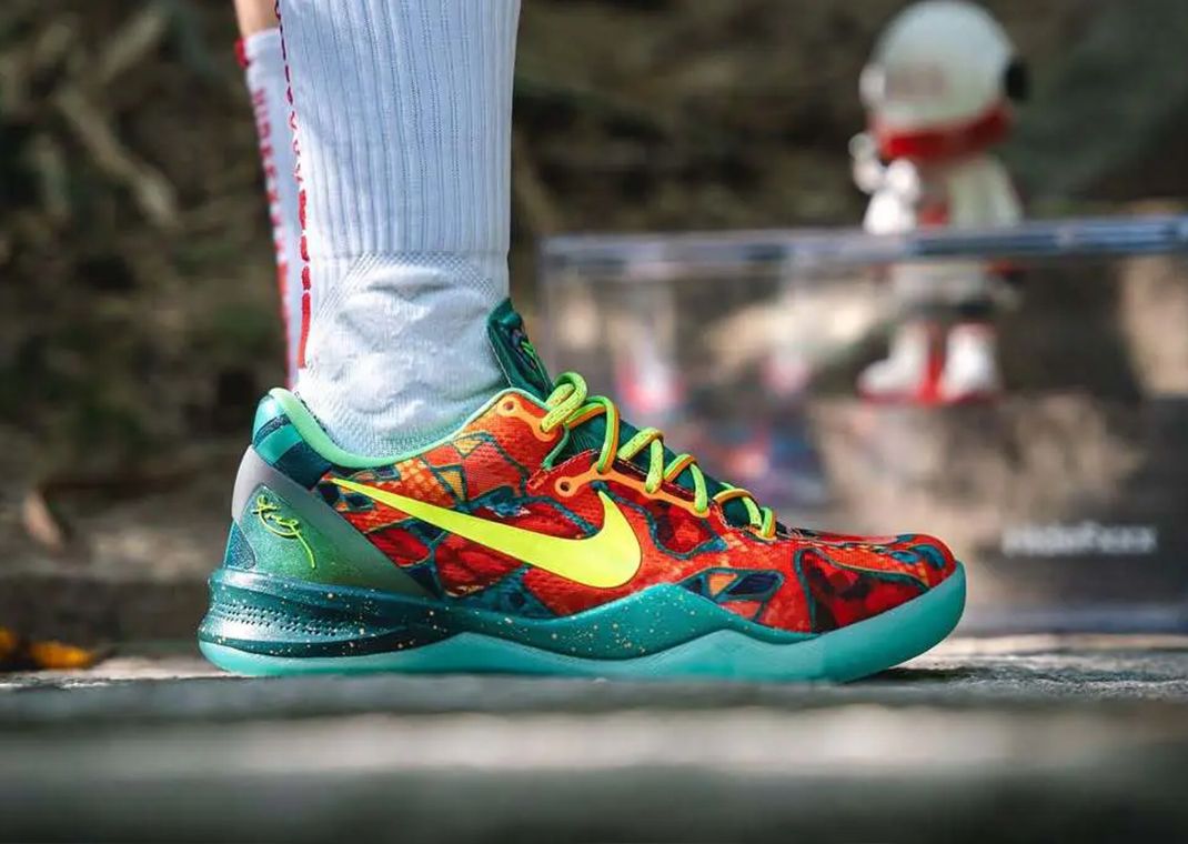 靴 Nike Kobe 8 Protro What The Kobe? Nike Kobe 8 Protro What The Kobe 2025 HM9621-900 | SneakerFiles