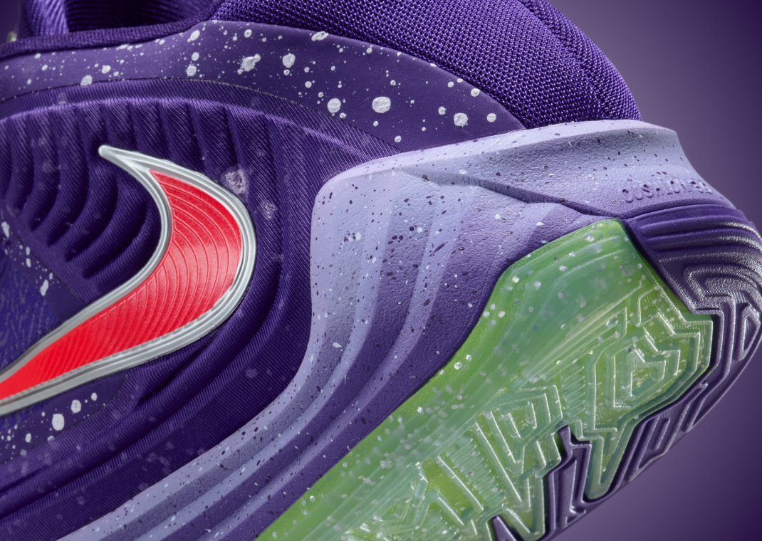 Nike Giannis Freak 7 Snow Pack - Heel Detail