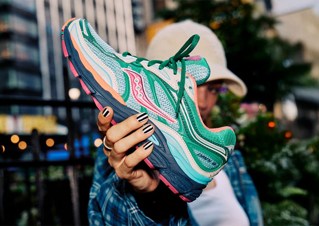 Saucony ProGrid Omni 9 Blue Green Orange (W)