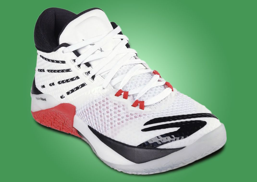 Skechers SKX Reign White Red Black Angle