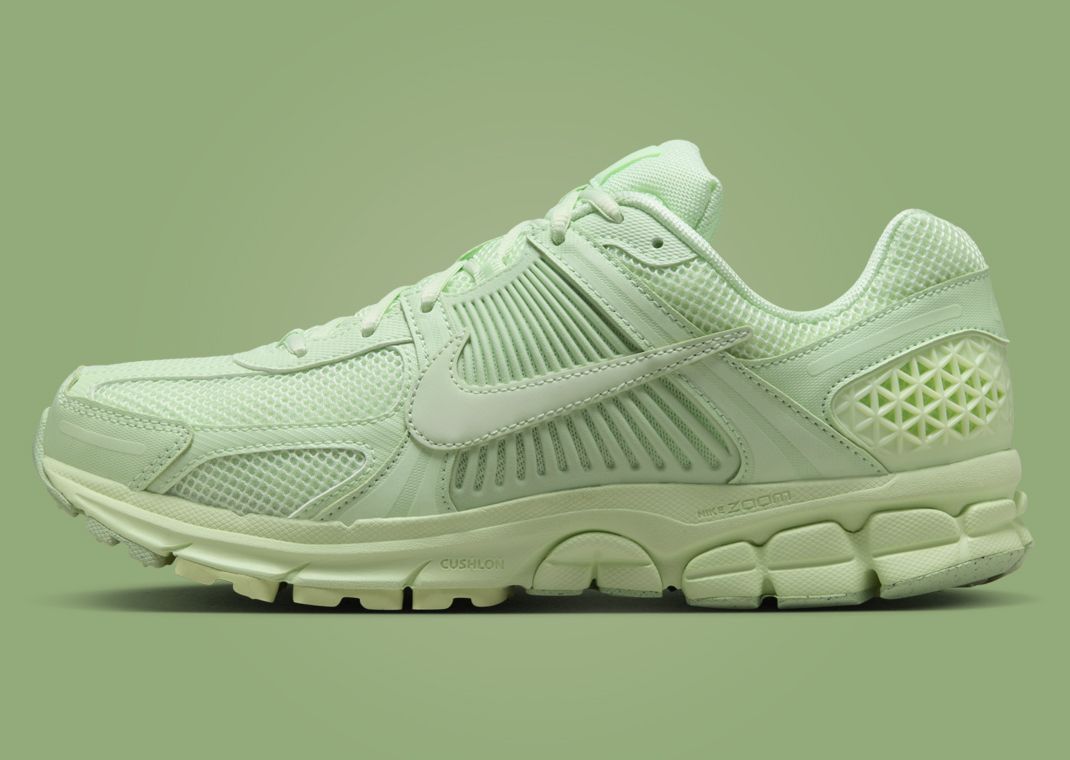 Nike Zoom Vomero 5 Vapor Green Lateral