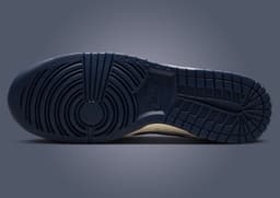 Nike Dunk Low Rivalry New York Yankees Outsole