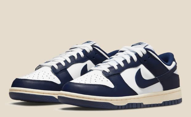 Vintage Nike Dunk Low Navy