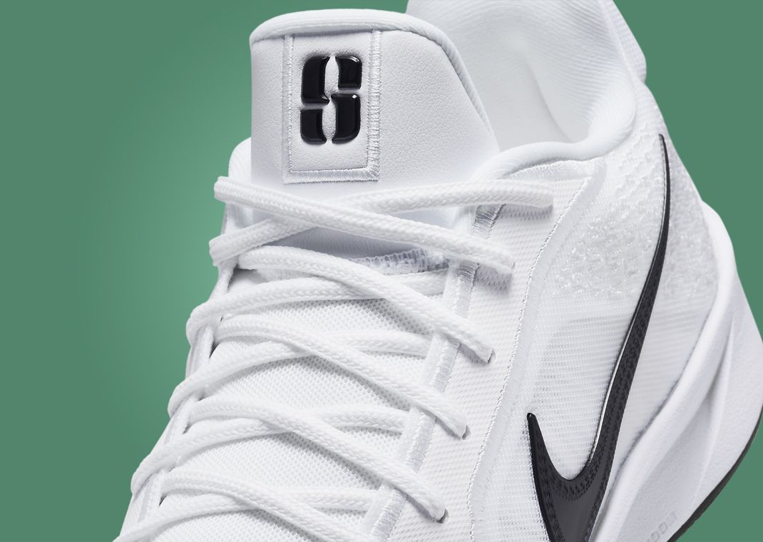 Nike Sabrina 2 TB White Detail