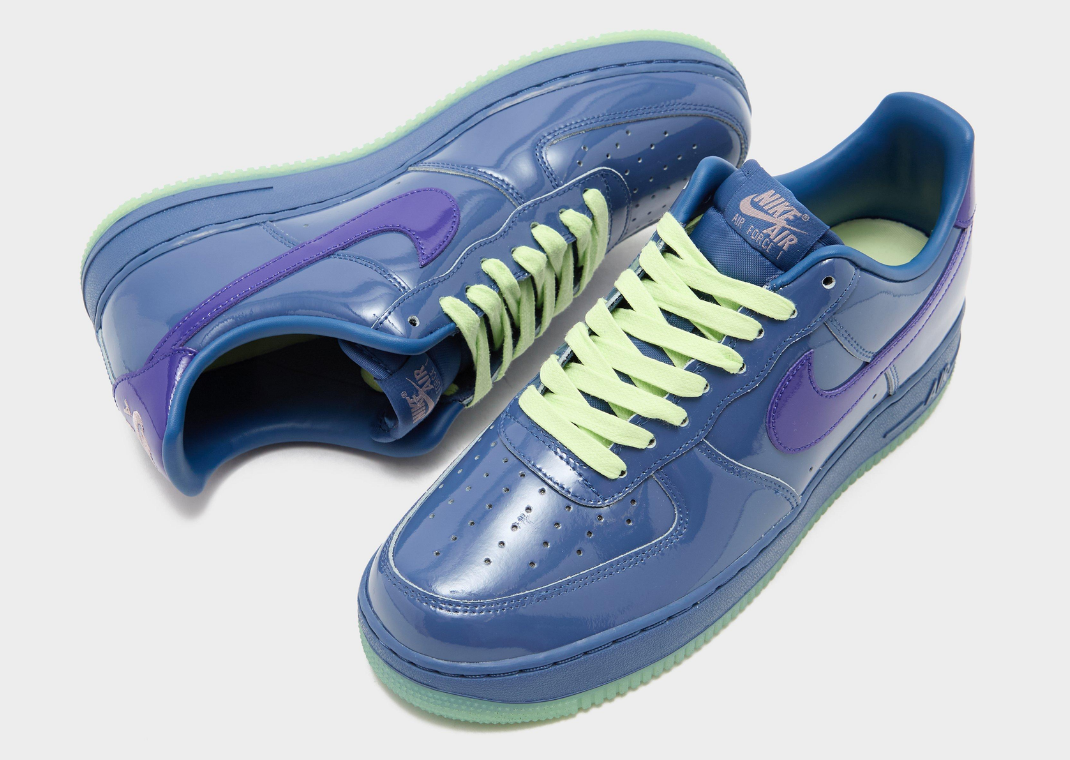 Nike Air Force 1 Low Patent Leather Mystic Navy - Angle