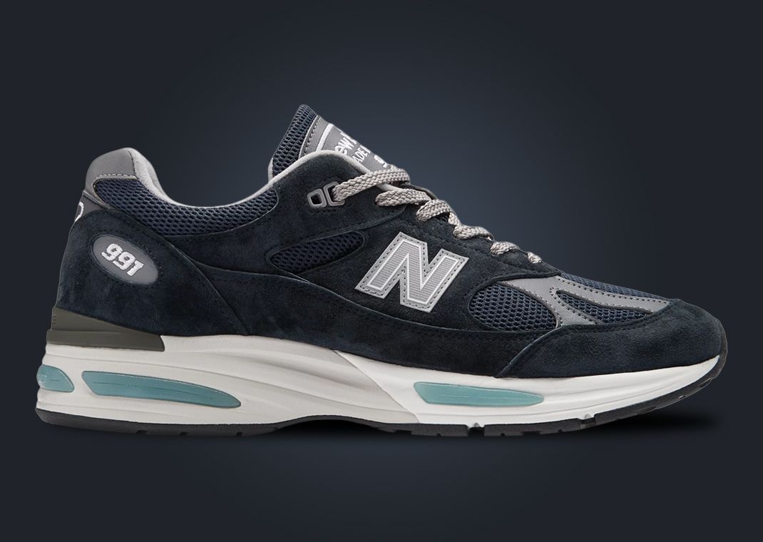 New Balance 991v2 Made in UK Navy Lateral
