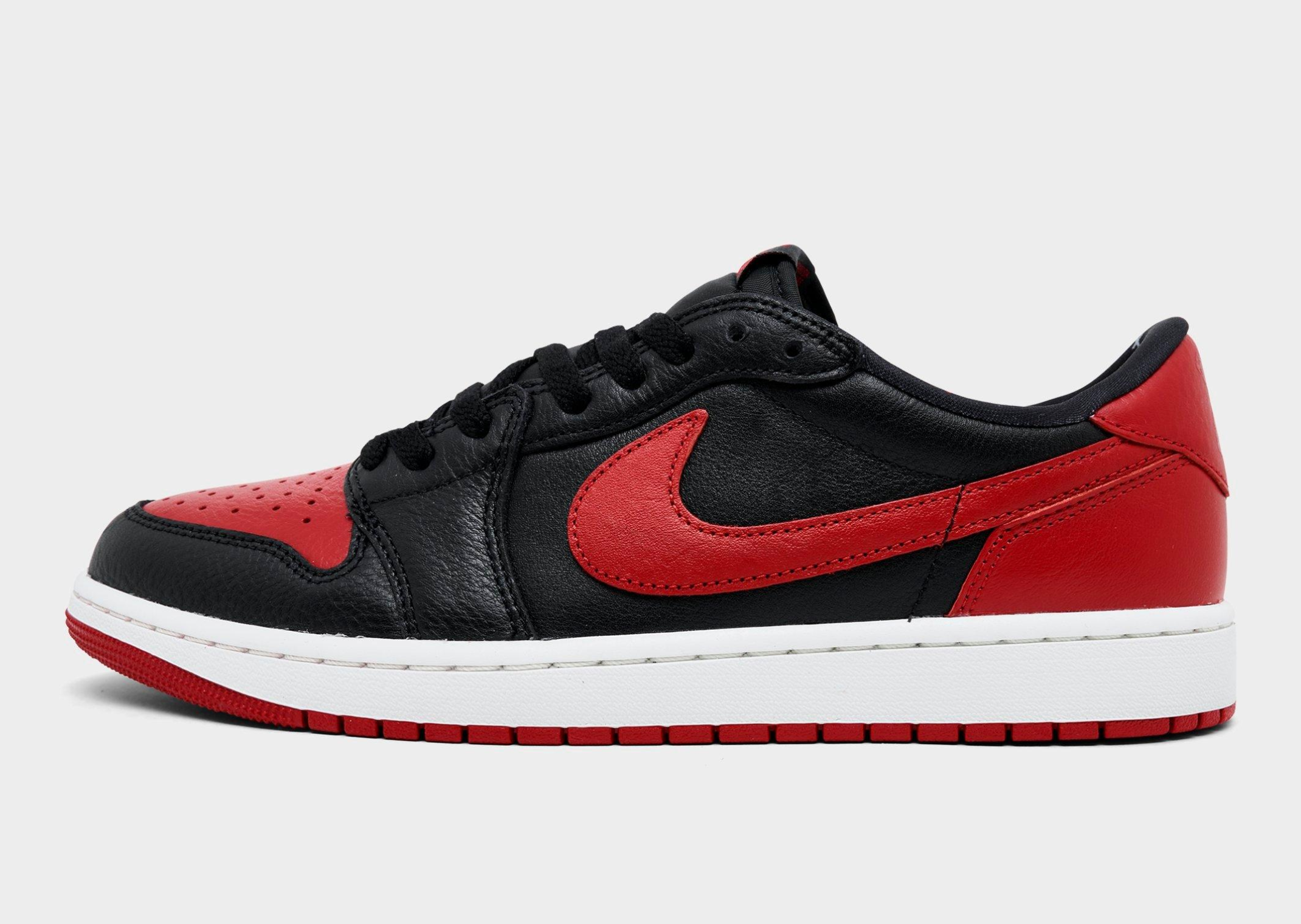 Air Jordan 1 Retro Low OG Banned