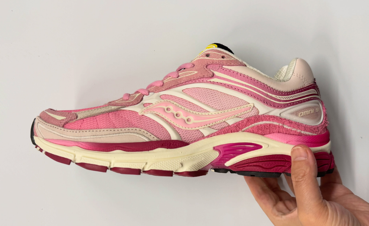 atmos x Saucony ProGrid Omni 9 Flamingo