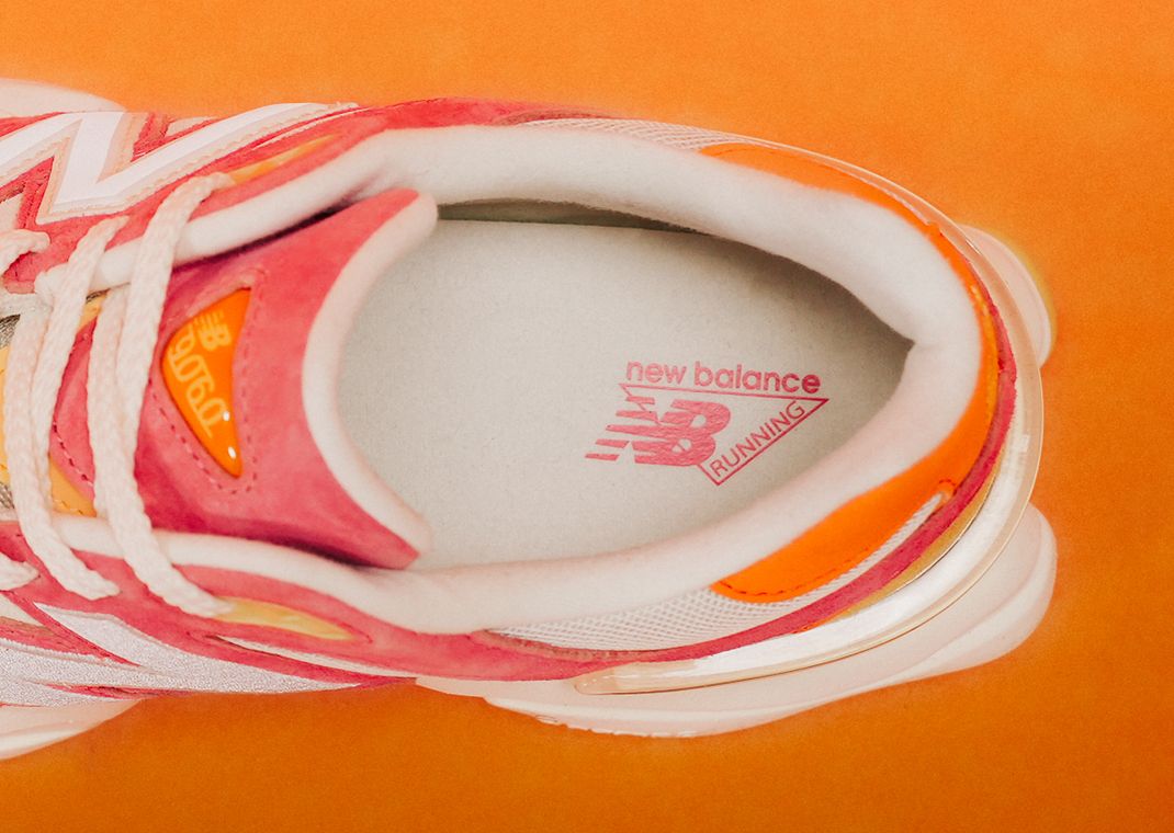 New Balance 9060 Clementine True Red Insole