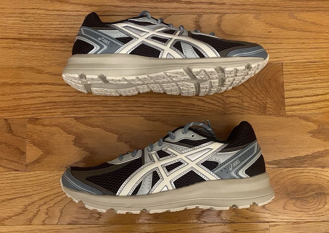 Kith x Asics Jog 100S Espresso Vanilla Ice Lateral