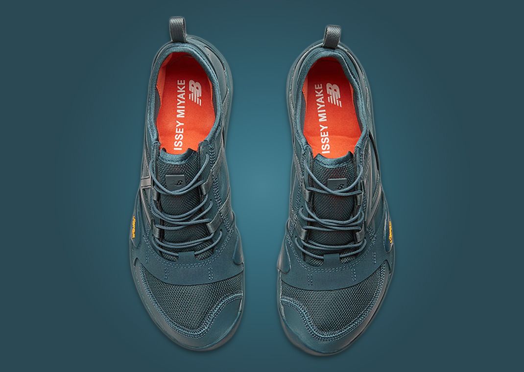 Issey Miyake x New Balance MT10 Navy Top