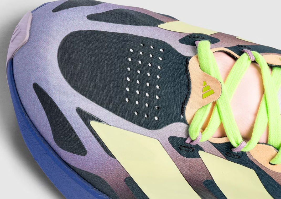 The Whitaker Group x adidas Adizero Evo SL Exo Neon Lights Blue - Detail 