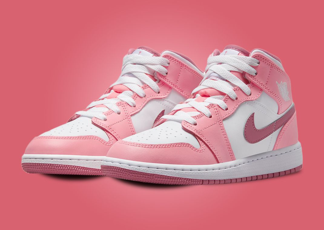 Air Jordan 1 Mid Strawberries & Cream (GS)