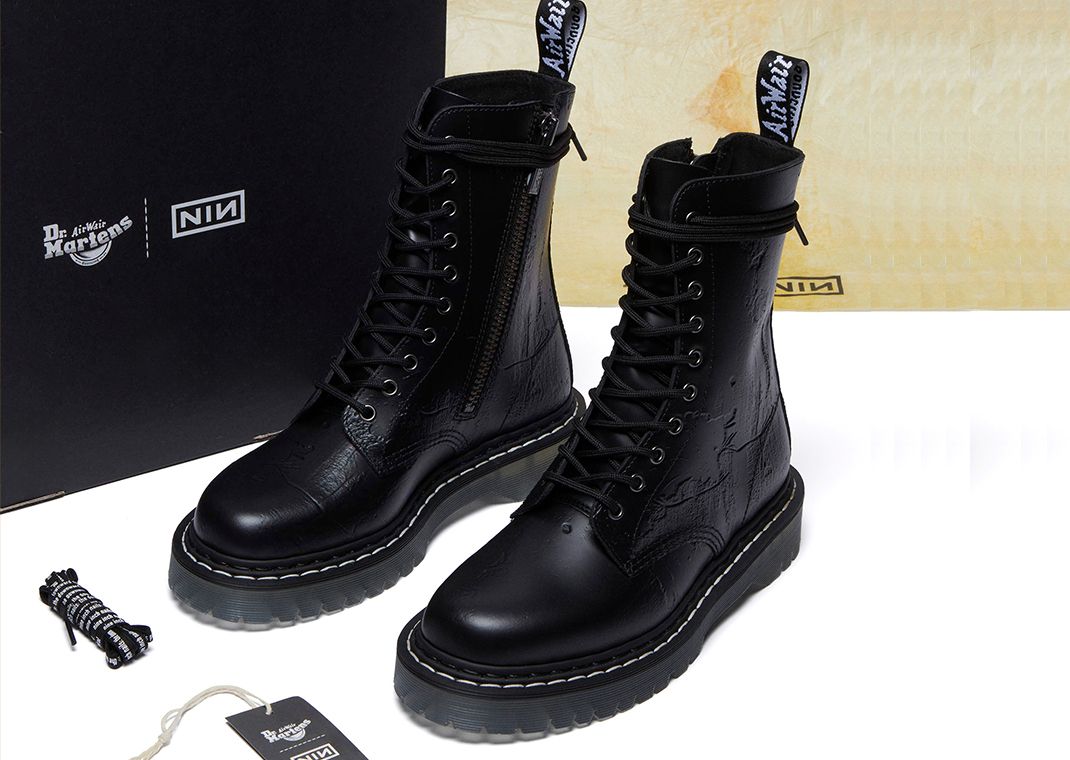 Dr.Martens ナインインチネイルズ 1490 コラボ 10ホール UK7